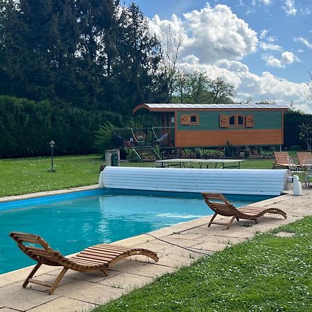 Bed and Breakfast La Roulotte Deluxe De Malpas Quingey Экстерьер фото